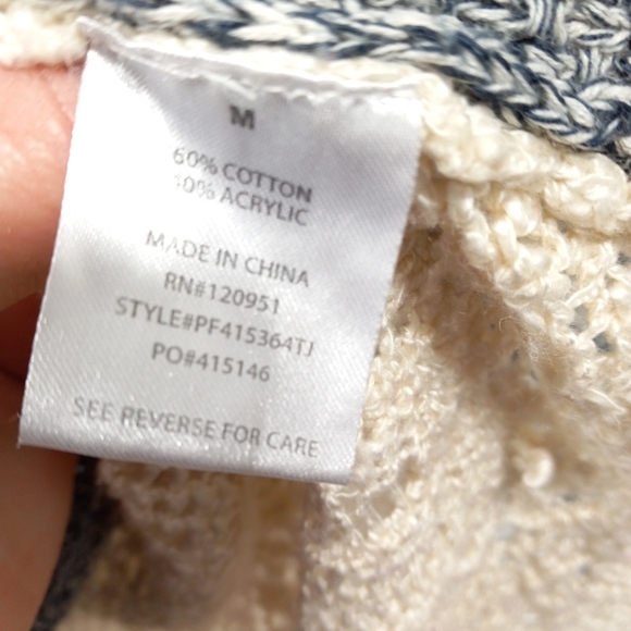 💥CLOSING SALEpink rose NAVY&CREAM HI-LO BOATNECK SWEATER CROCHET BACK SZ M - Picture 4 of 7